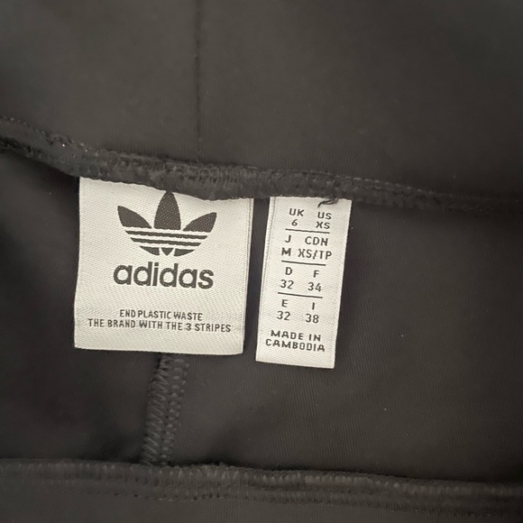 Adidas classic flared leggings - Picture 2 of 6